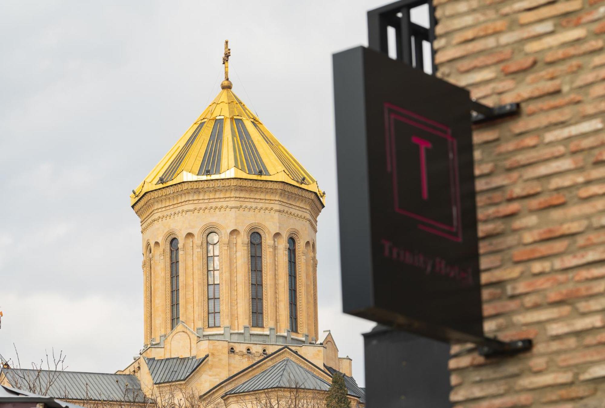 טביליסי Trinity Hotel מראה חיצוני תמונה